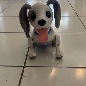 Interactive White and Gray Robotic Dog Toy Does not need/ come batteries